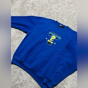 Vintage 1996 Tweety Bird Looney Toons Crewneck